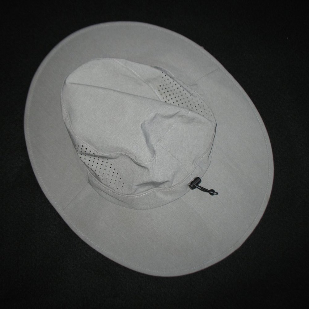 Nike Gold UV Sun Bucket Golf Hat